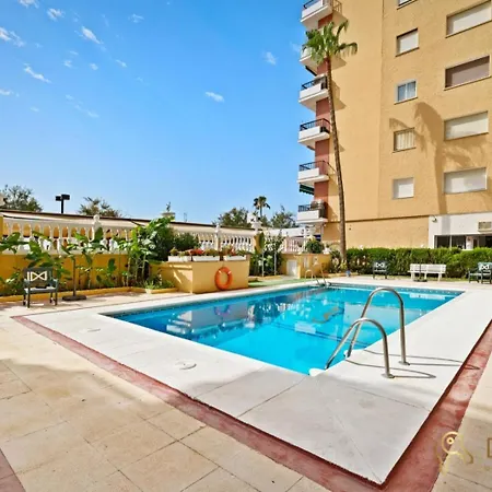 Апартаменти Con Piscina En La Primera Linea De Playa De